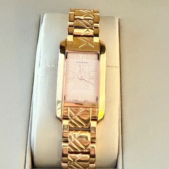 Burberry Women's Class Stainless Steel Silver Rose Gold Tone Quartz Movement EUC - Picture 6 of 16